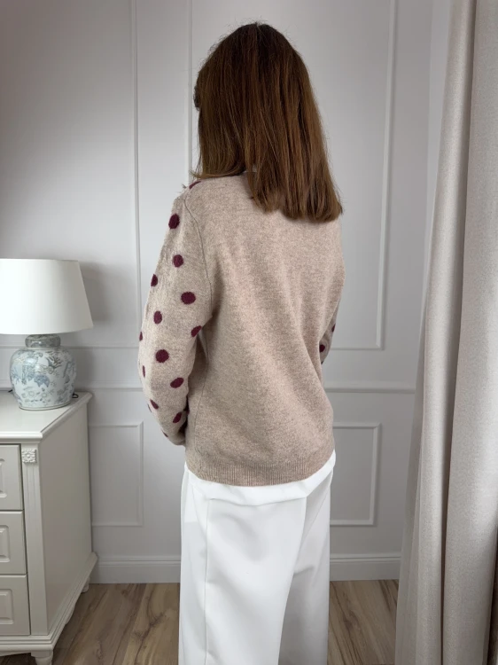 klasyczny sweter z wełny merino w grochy, beżowy