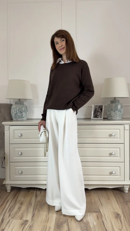 sweter o luźnym kroju, czekoladowy