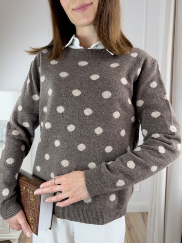 klasyczny sweter z wełny merino w grochy, mleczna czekolada